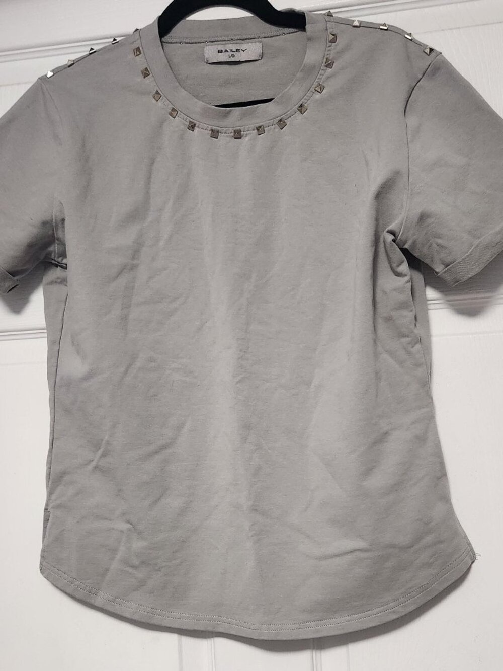 Bailey Grey Short Sleeve Studded Crewneck Tee — Size Large (L)